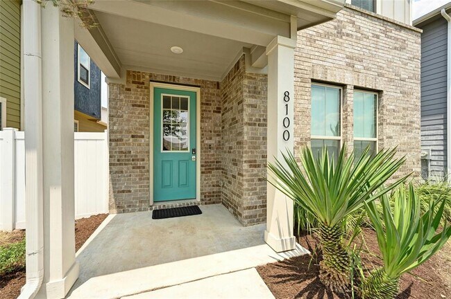 Building Photo - 8100 Mandela Bend