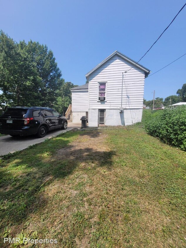 3 br, 1 bath House 713 South 18th Street House Rental in Saint