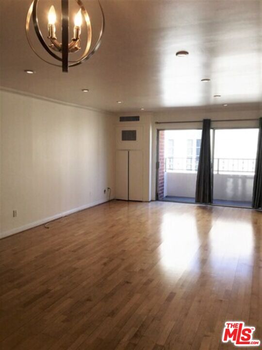 Foto del edificio - 11750 Sunset Blvd