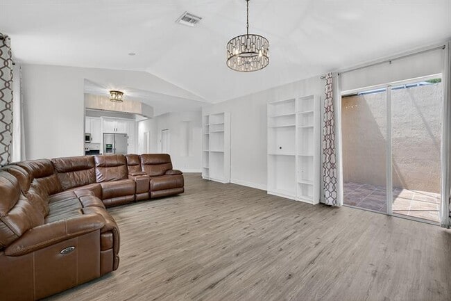 Foto del edificio - 5711 NW 125th Ave