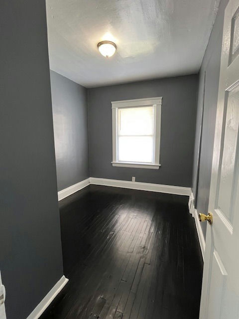 Foto del edificio - 3079 E 130th St