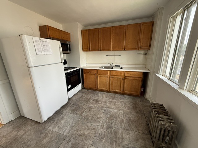Building Photo - 12038 Klinger St