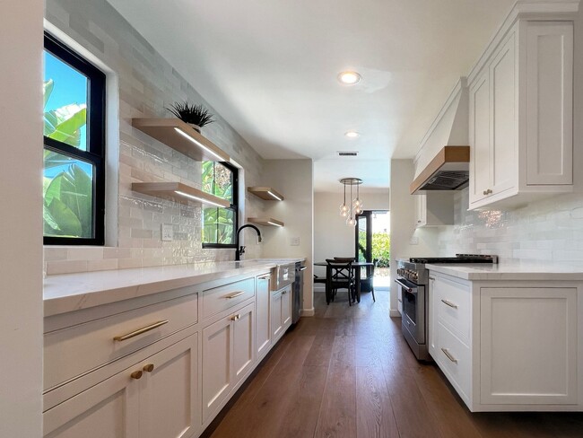 Foto del edificio - **6807 E Belice St Long Beach** Beautiful ...