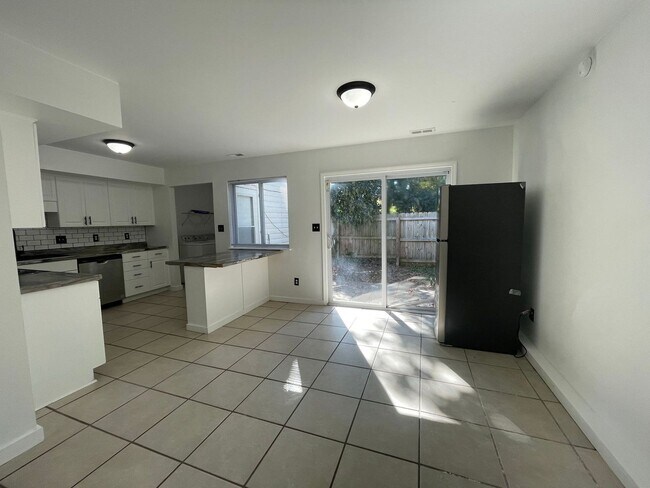 Foto del edificio - 3 bedroom 2.5 bathrooms