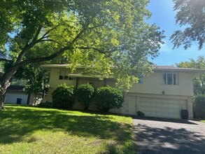 Building Photo - 5317 Malibu Dr