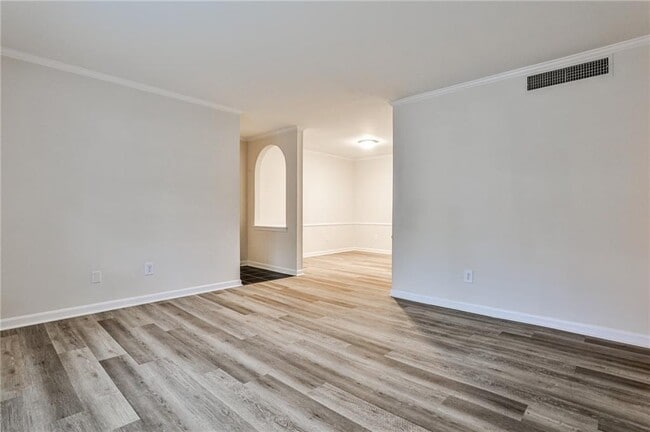 Building Photo - 111 Maison Pl NW