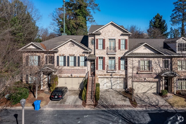 Building Photo - 3046 Stone Gate Dr NE