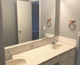 Bathroom - 8947-8976 Hauser St