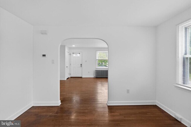Foto del edificio - 439 E 11th Ave