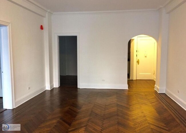 Foto del edificio - 166 W 72nd St