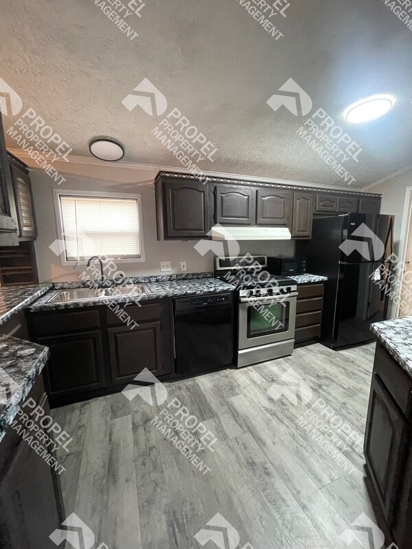 Foto del edificio - 6043 4th St