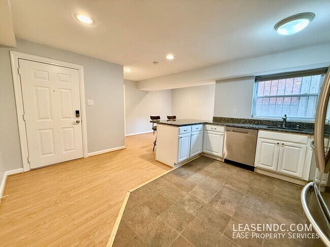 Foto del edificio - 1020 Fairmont St NW