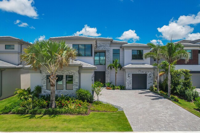 Foto del edificio - 9451 Riverside Pk Dr