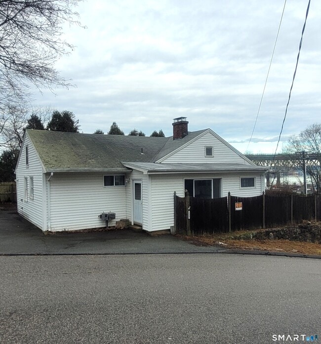 Foto del edificio - 123 Bridge St