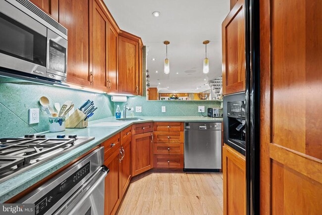 Foto del edificio - 750 9th St SE