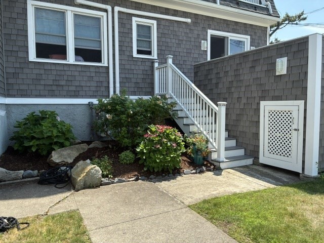Building Photo - 175 Beach Ave