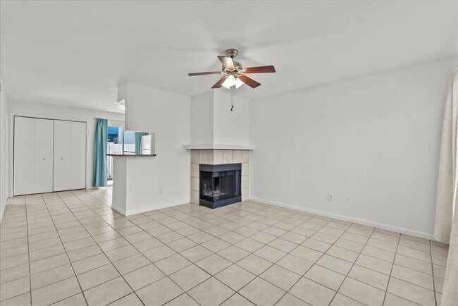Foto del edificio - 3506 Cove View Blvd