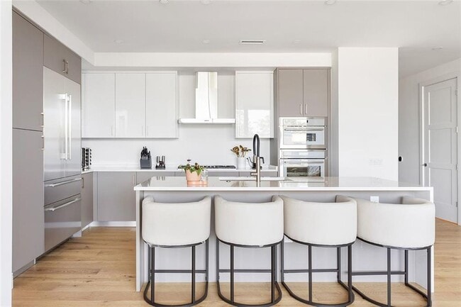 Foto del edificio - 2425 Peachtree Rd NE