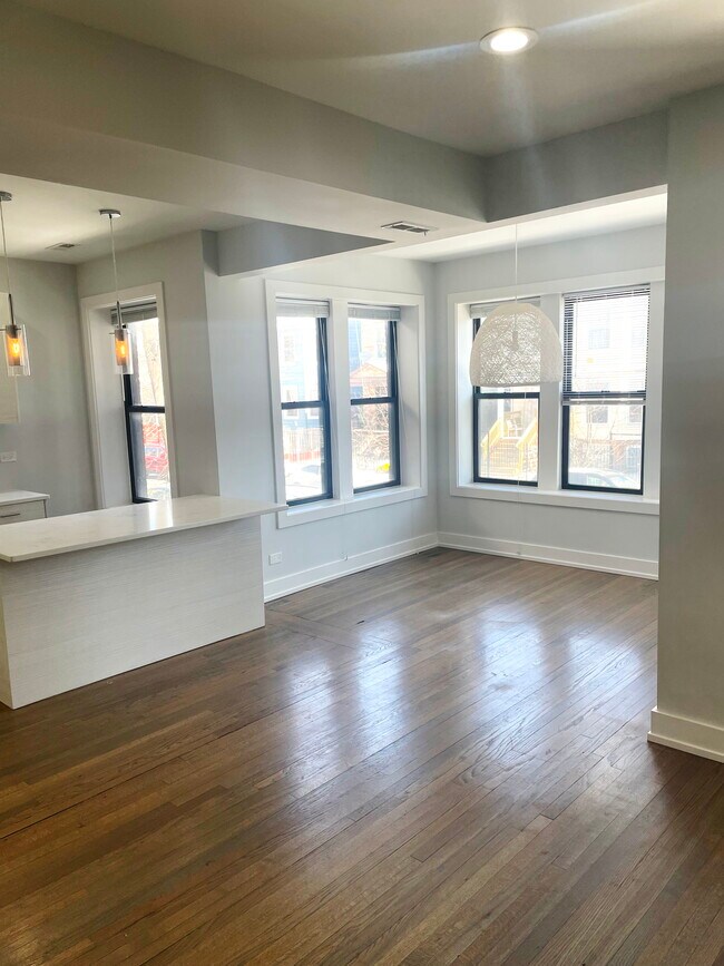 Building Photo - 2020 N Spaulding Ave