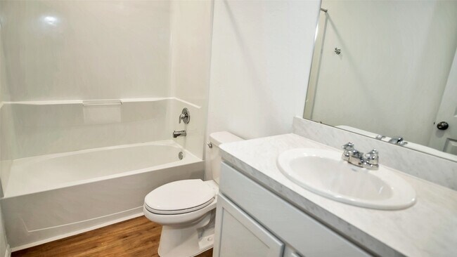 Foto del edificio - 132 Pine Bend Ct