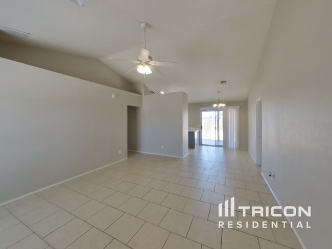 Foto del edificio - 4513 N 106th Ave