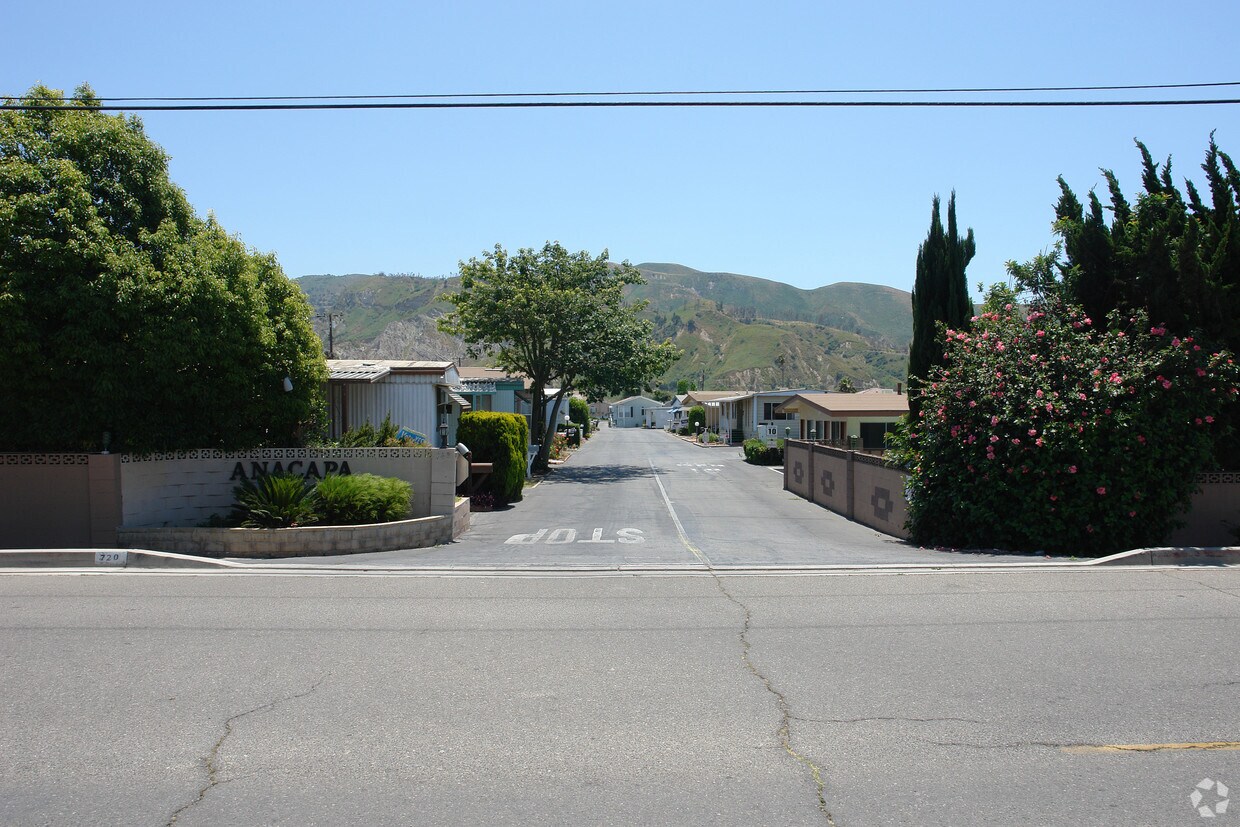 Foto principal - 720 Santa Maria St