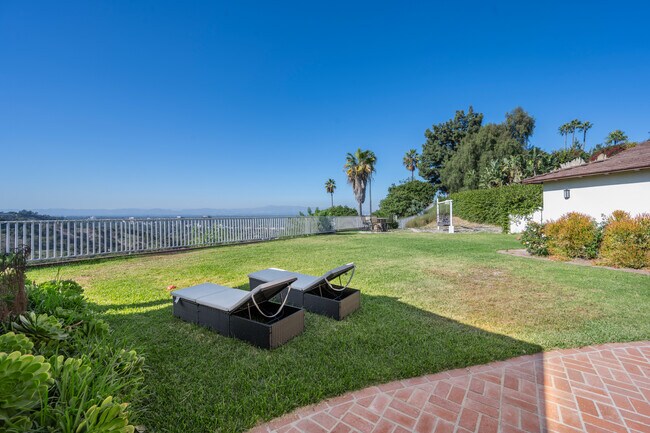 Foto del edificio - 4033 Cody Rd