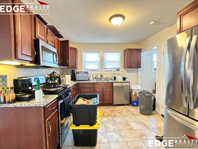 Photo - 27 Bostonia Ave Apartment