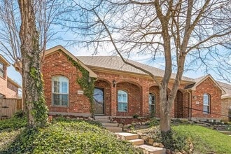 Building Photo - 2155 Colby Ln