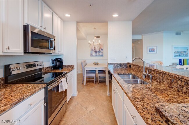 Building Photo - 9521 Avellino Wy