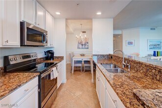 Building Photo - 9521 Avellino Wy