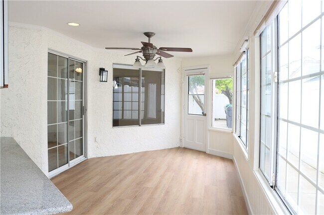 Building Photo - 4527 Brookview Ct