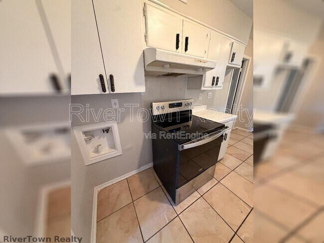 Foto del edificio - 4672 Willow Rd