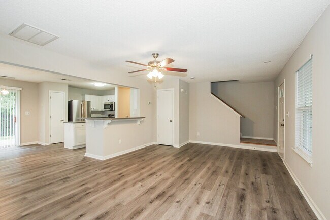 Foto del edificio - 10632 Greatford Ct