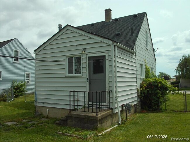 Foto del edificio - 25627 Paige St