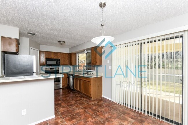 Foto del edificio - REDUCED!