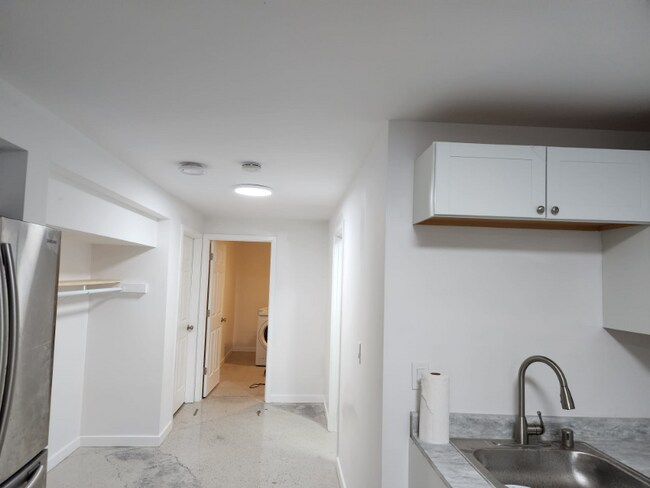 Foto del edificio - 14636 Military Rd S