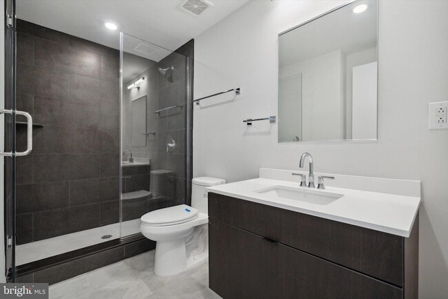 Foto del edificio - 3449 Scotts Ln