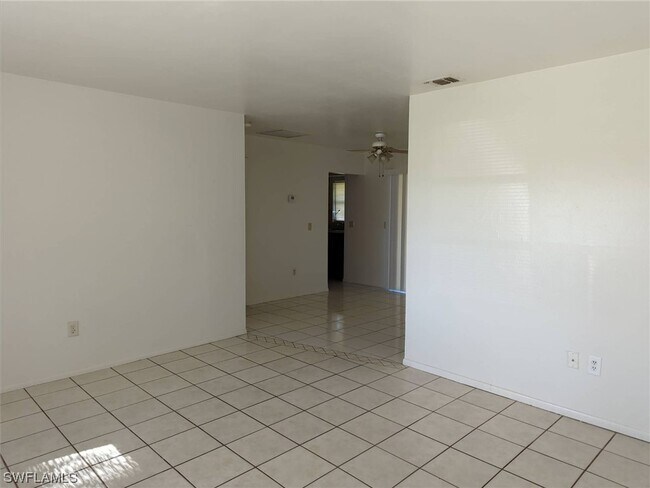 Foto del edificio - 107 SW 16th Terrace