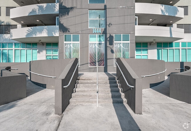 Foto del edificio - The Skylar