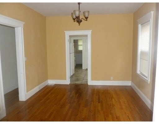 Building Photo - 69 Standish St
