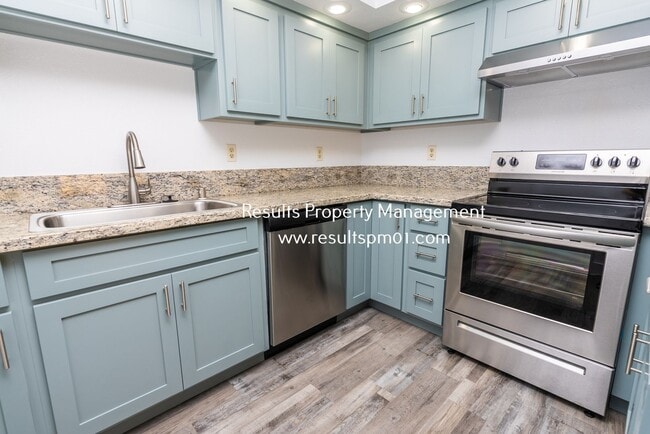 Building Photo - 7867 Mariposa Ave
