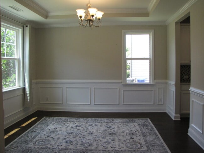 Building Photo - 349 Papyrus Pl