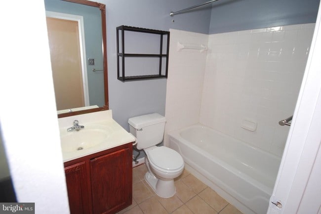 Building Photo - 14203 Wolf Creek Pl