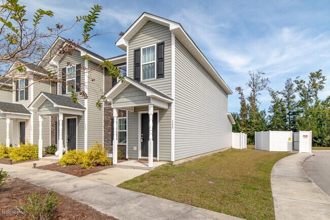 Building Photo - 100 E Murrow Ln