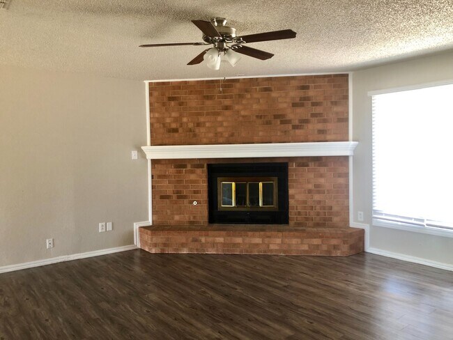 Foto del edificio - Large 2 bedroom