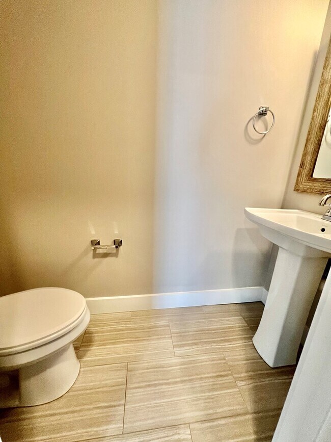 Foto del edificio - 1135 Cross Pointe Dr