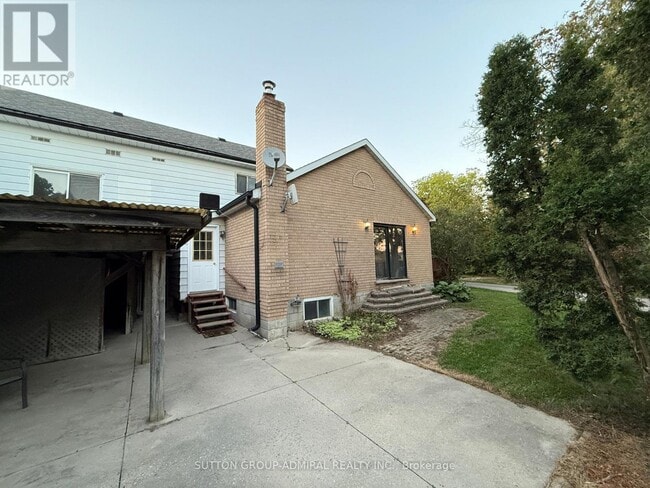 Building Photo - 1571 19th Ave