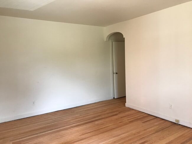 2 Bedroom - 2444 N 50th St
