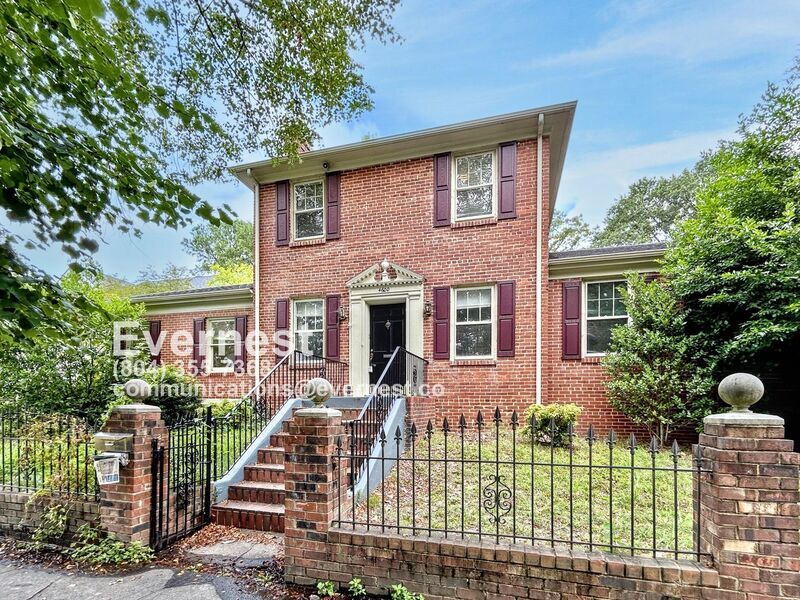 Primary Photo - 4600 Park Ave
